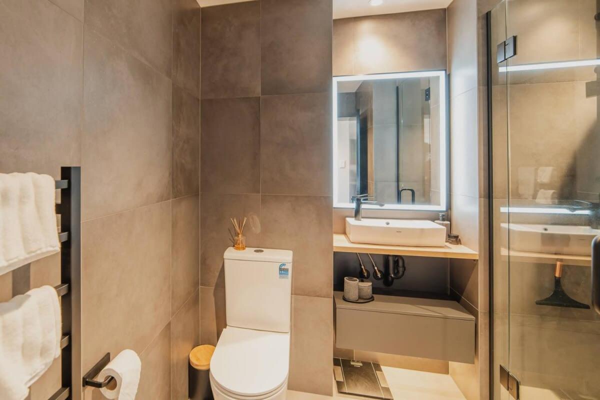 Penthouse Perfection - 2Br Elegance On Worcester St Christchurch Eksteriør bilde